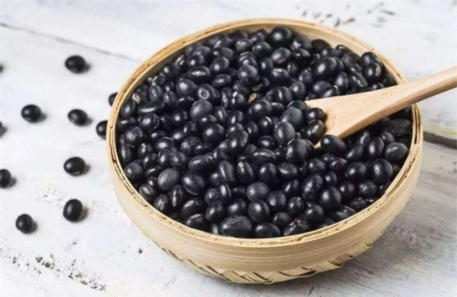 6 loại thực phẩm tránh huyết áp cao nên ăn mỗi ngày - Hình 2 6 loai thuc pham tranh huyet ap cao nen an moi ngay-Hinh-2