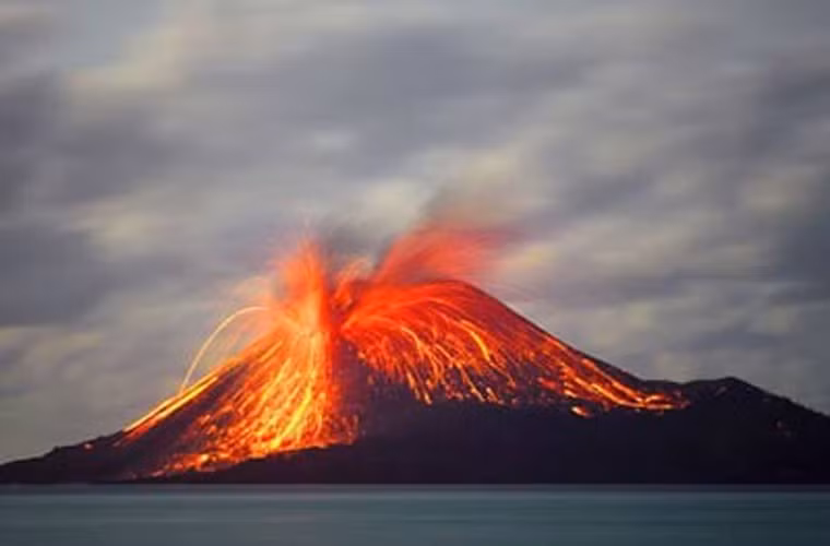 Loi “sam truyen” la nhat cua Nostradamus ve van menh the gioi-Hinh-4