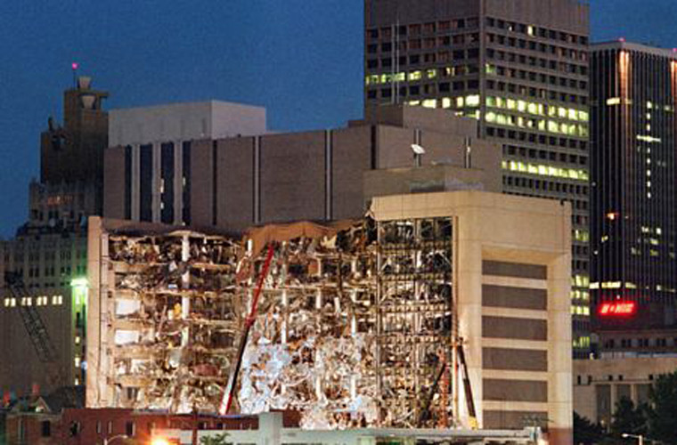 Lời “sấm truyền” lạ nhất của Nostradamus về vận mệnh thế giới Loi “sam truyen” la nhat cua Nostradamus ve van menh the gioi