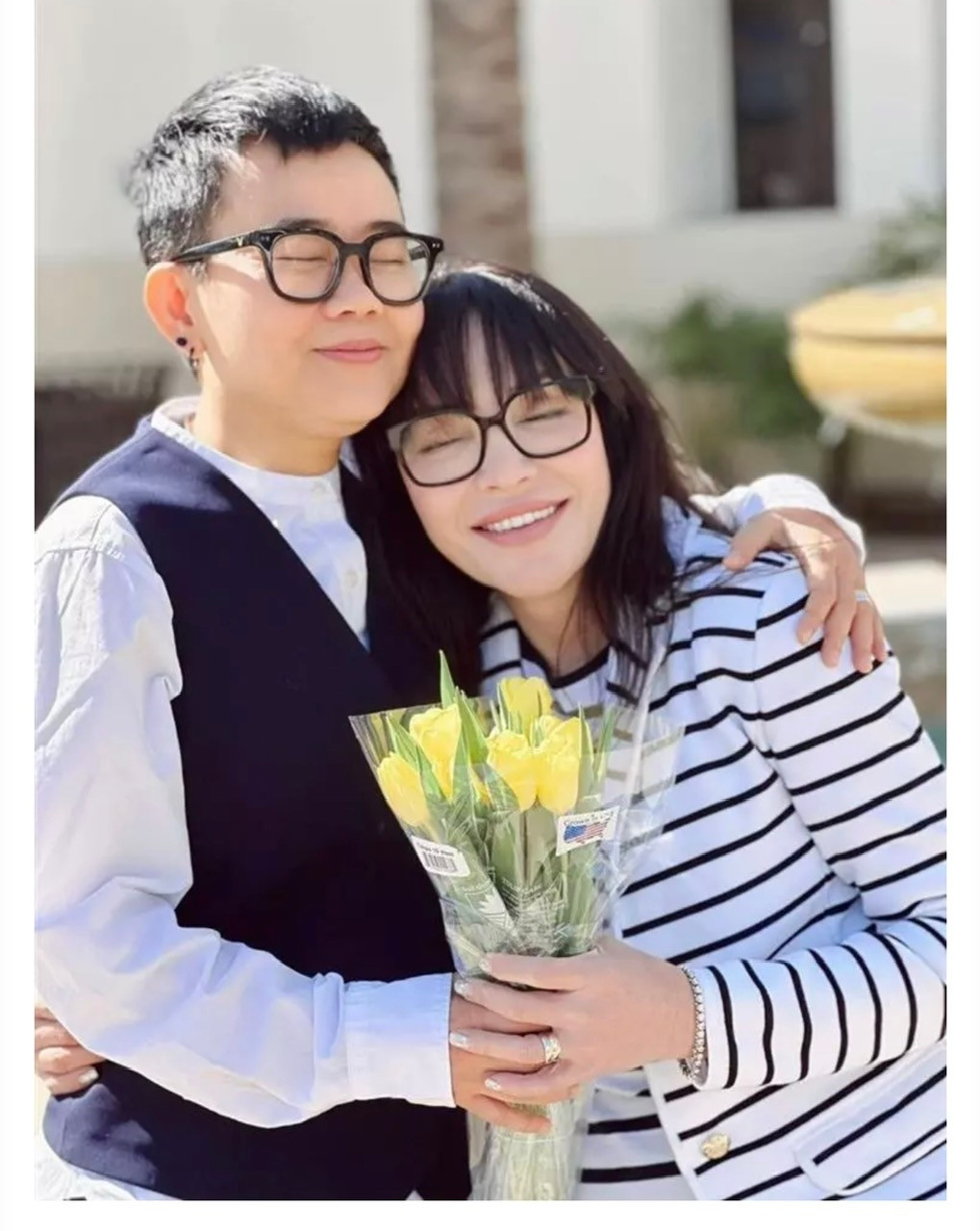 Ca si Thanh Ha len ban mo-Hinh-2