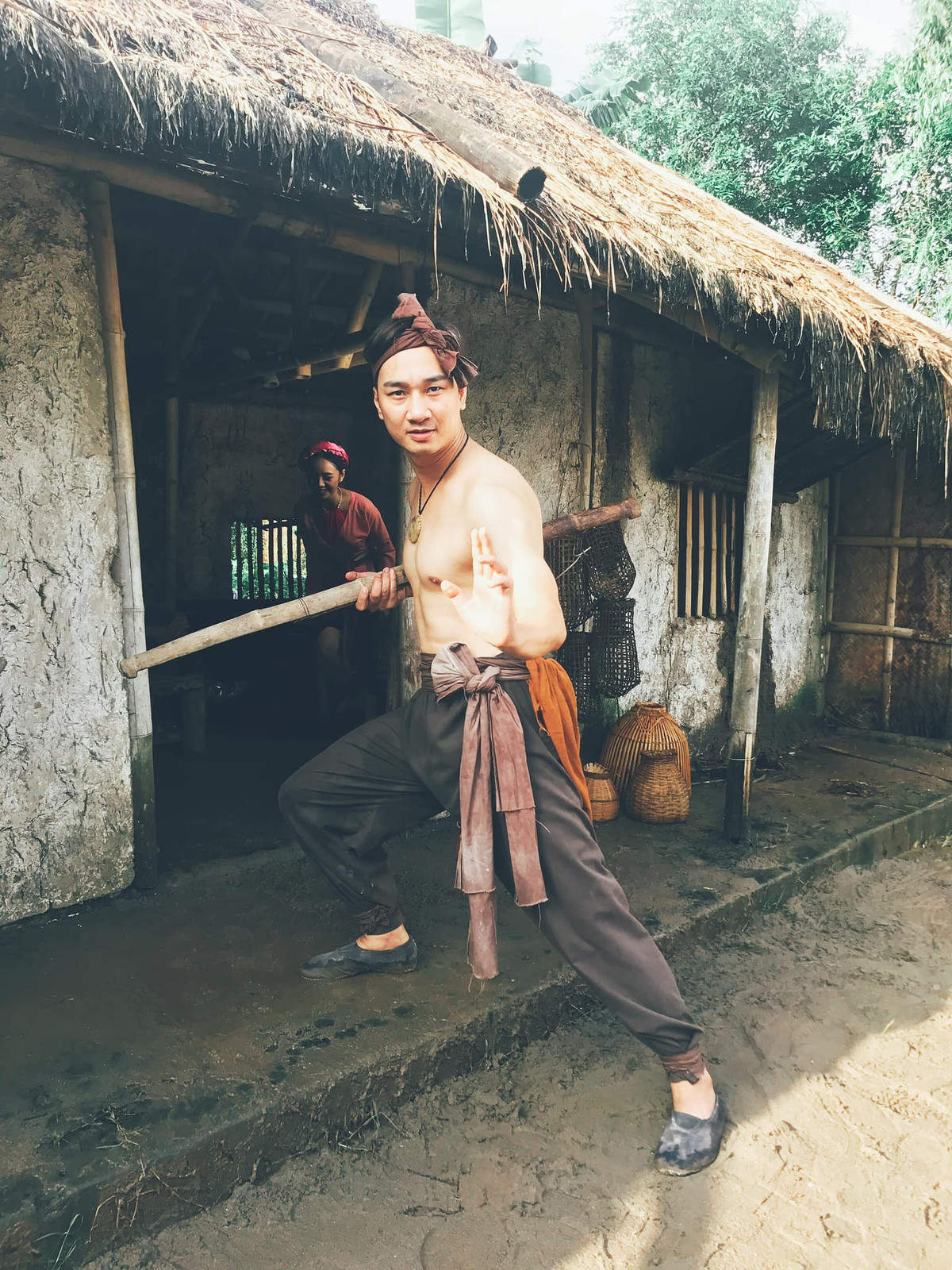 Vo Cong Ly khoe da dep, Thanh Lam tinh tu tua vai ban trai-Hinh-6