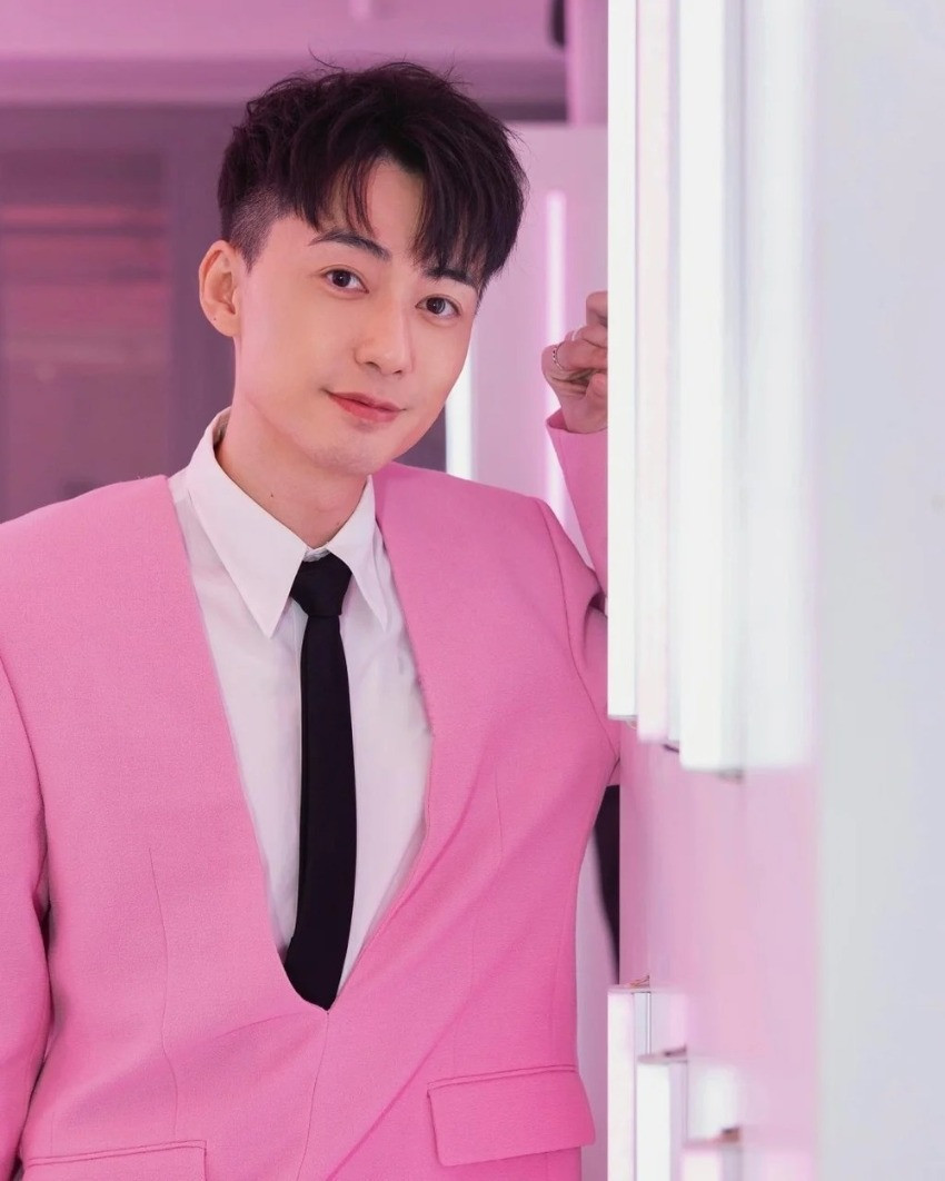 MC Lam Hao Dinh tu tu o tuoi 35