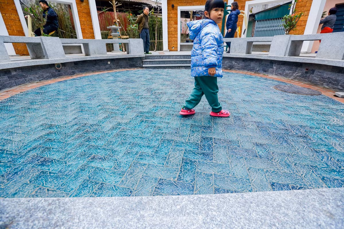 'Gieng lang' doc dao giua noi do Ha Noi-Hinh-10