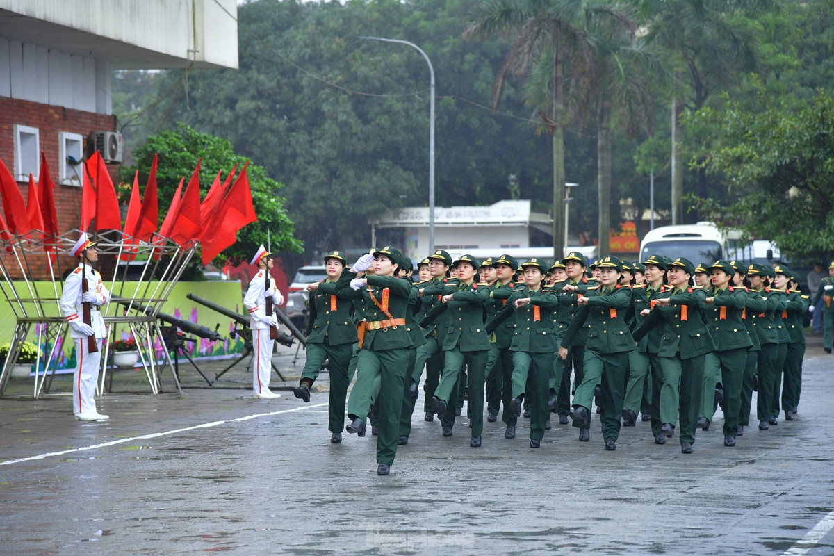 Năm 2024, lực lượng vũ trang tỉnh Nghệ An quyết tâm thực hiện xuất sắc mệnh lệnh huấn luyện chiến đấu của Bộ Tư lệnh Quân khu 4; xây dựng lực lượng vũ trang tỉnh vững mạnh toàn diện “mẫu mực, tiêu biểu”.