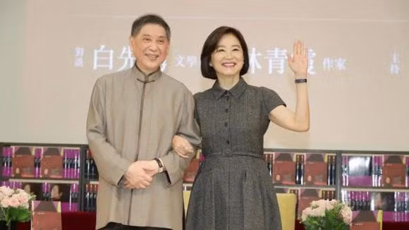 Lam Thanh Ha khien fan tram tro truoc nhan sac U70-Hinh-6