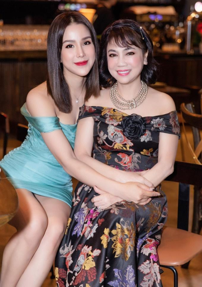 Diệp Lâm Anh thừa nhận 'xa mặt cách lòng' với mẹ chồng - Hình 2 Diep Lam Anh thua nhan 'xa mat cach long' voi me chong-Hinh-2