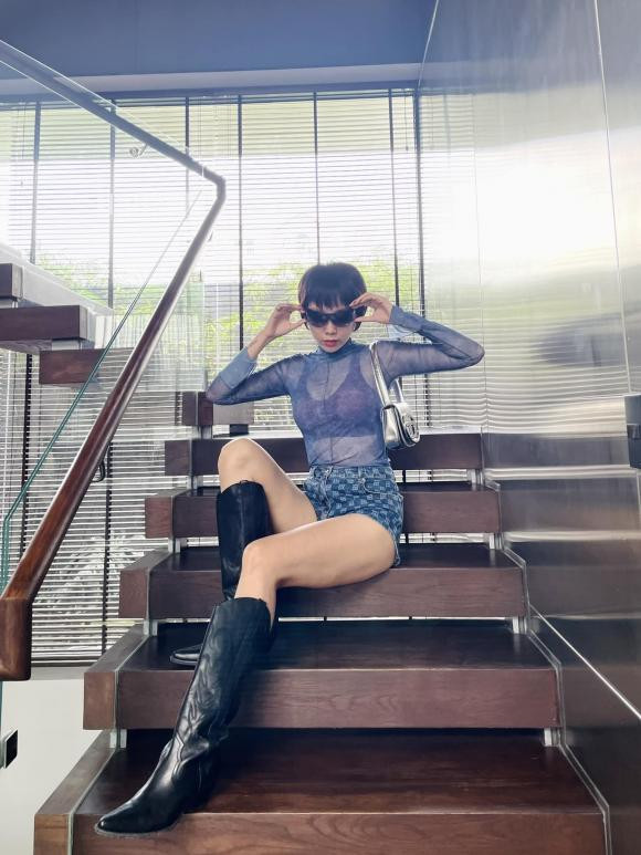 Tóc Tiên bị đào lại ảnh thời áo trắng - Hình 6 Toc Tien bi dao lai anh thoi ao trang-Hinh-6