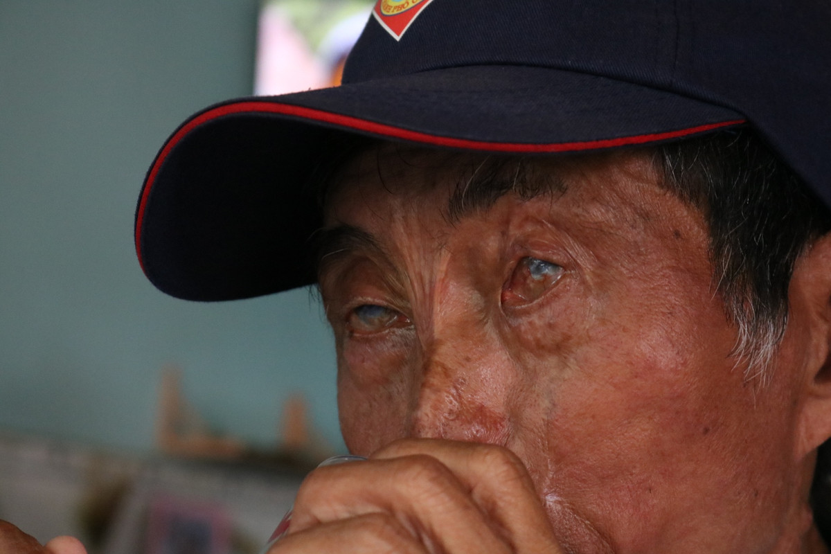 Nguoi dan ong bi nhan tinh cua vo tat axit thang mat-Hinh-5