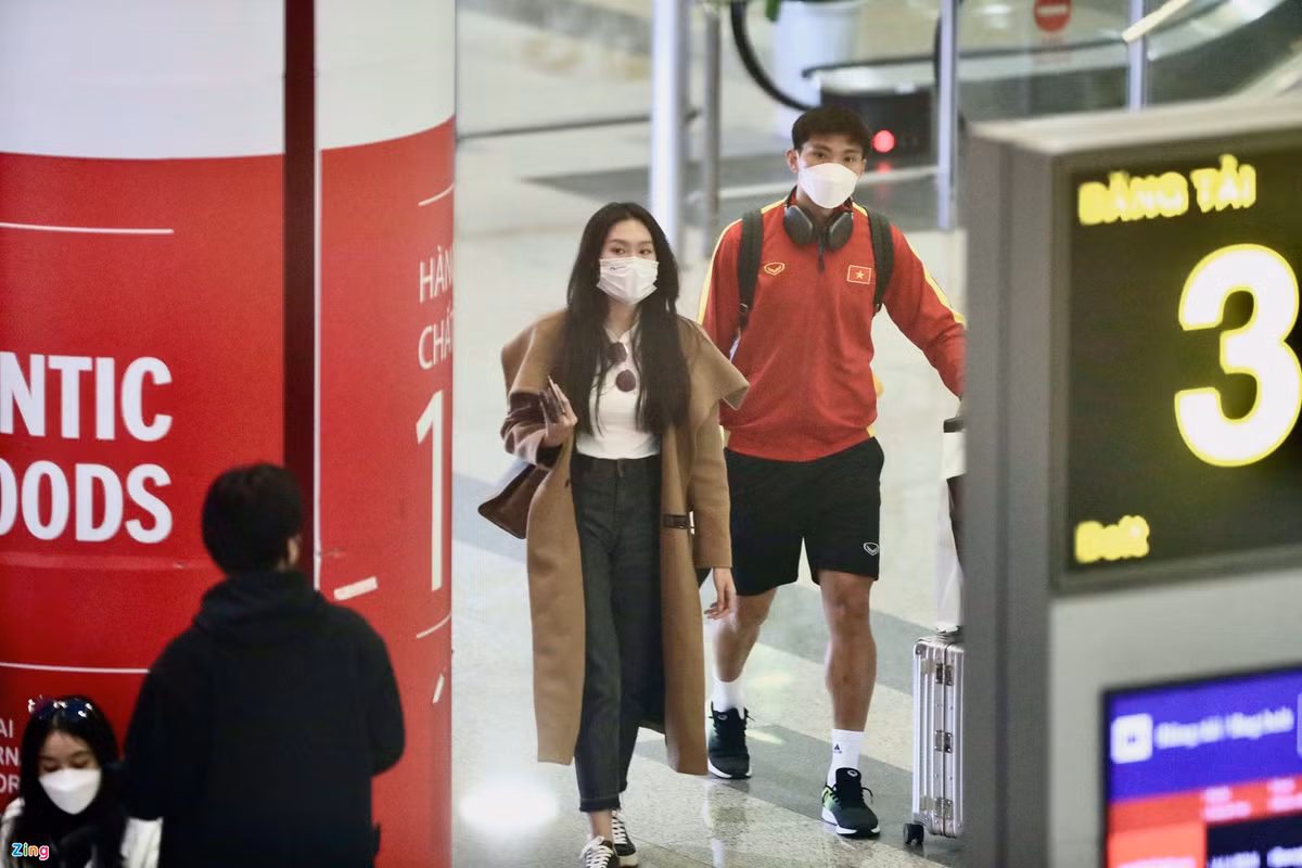 Tuyen Viet Nam ve nuoc sau tran hoa Singapore