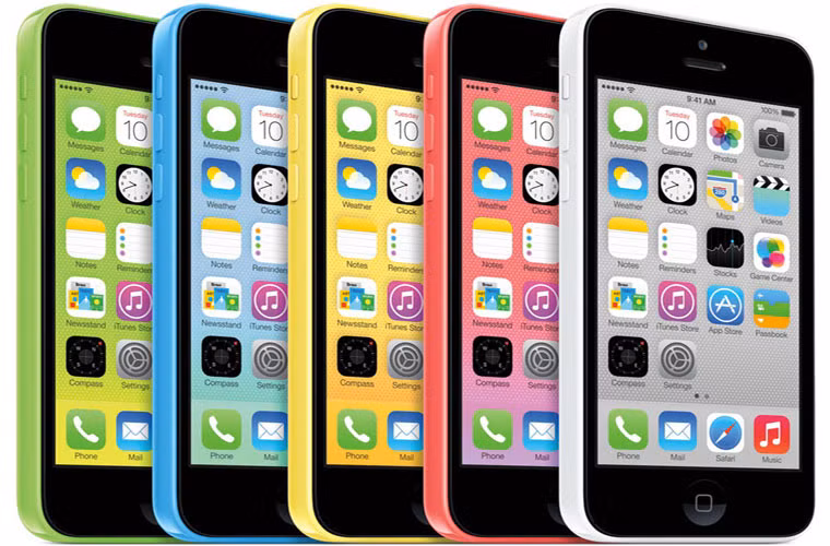 iPhone 5C hồi sinh. Theo số liệu từ nhiều nguồn, chiếc điện thoại iPhone 5C đã bán được khoảng 12,8 triệu chiếc trong quý IV/2013, vượt xa so với số lượng điện thoại Nokia Lumia, bán ra được 8,2 triệu chiếc và gấp đôi số lượng BlackBerry bán ra trong cùng khoảng thời gian.