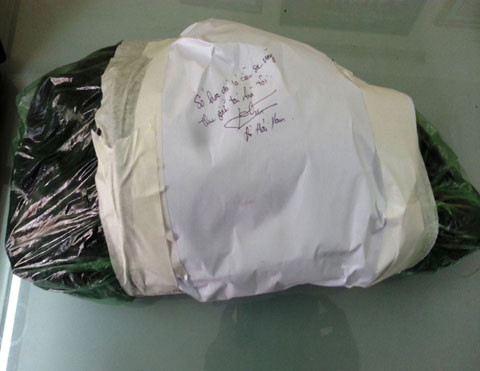 Những cây cần sa được Nam phơi khô, chuẩn bị cho công đoạn chế biến tiếp theo.