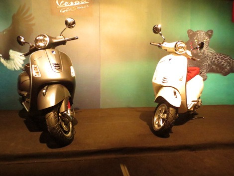 Vespa Primavera và Vespa GTS Supper 125cc 3Vi.e cùng trình làng tại TP HCM. Ảnh: N.Biển