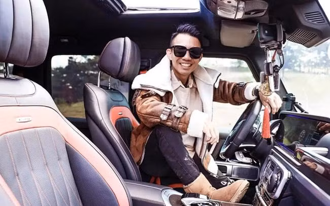 Lam sao de co tien? Minh Nhua tra loi bang anh hiem 3 nam truoc-Hinh-2