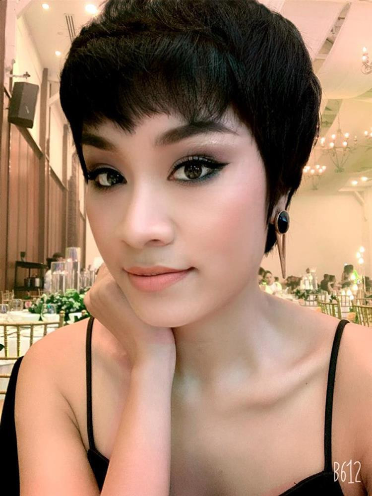 Tung dinh dam nhac Viet, 2 chau gai Lam Truong vi sao 'chim nghim'-Hinh-10