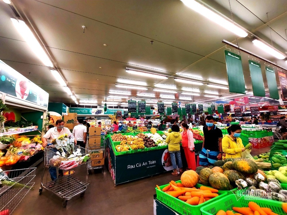 Chay tui vi xang: Shipper chi nhan don gan, sieu thi doi dau nha cung cap-Hinh-2