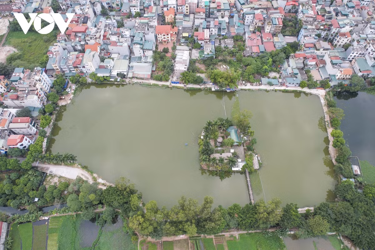 Loat ho nuoc o Ha Noi dung truoc nguy co bi san lap-Hinh-6