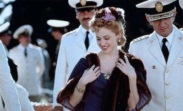 ‘Phiên bản Võ Tắc Thiên’: Bán thân năm 15 tuổi, 27 tuổi làm vợ tổng thống ‘Phien ban Vo Tac Thien’: Ban than nam 15 tuoi, 27 tuoi lam vo tong thong