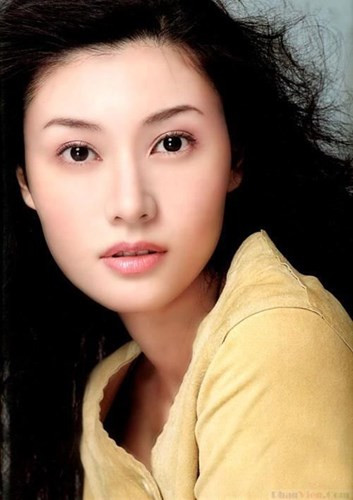 Người có sống mũi dài hay do dự, thiếu quyết đoán nên thường hay bỏ lỡ cơ hội.