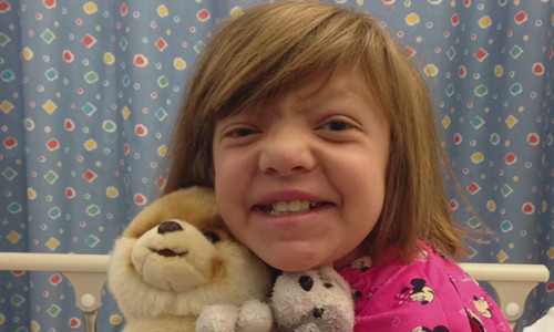 Suốt quá trình điều trị, dù đau đớn, suy kiệt song Tayanie chưa bao giờ có ý định bỏ cuộc.