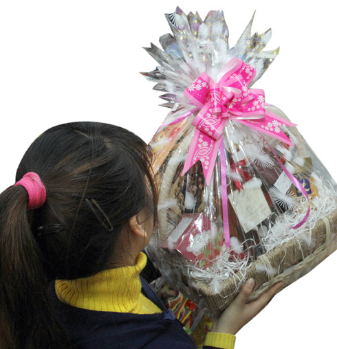 Than trong voi gio qua Tet sap san