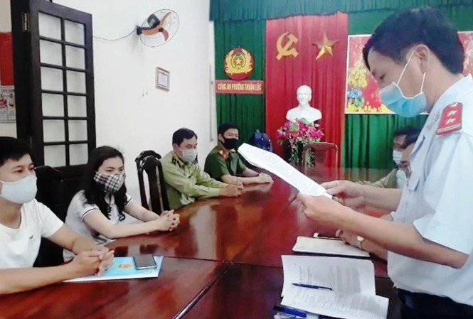 Mang khach khi livestream ban hang, ‘thanh chui’ tai Hue nhan ket dang