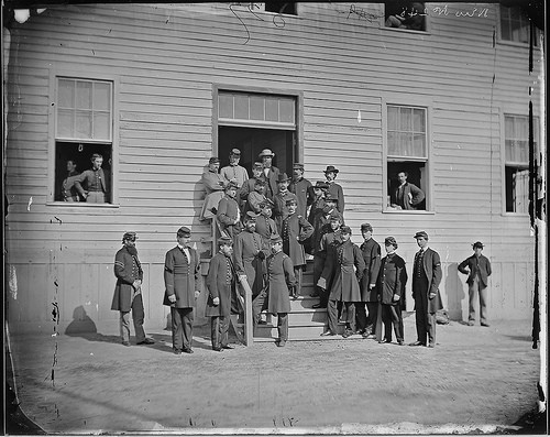 Các bác sĩ phẫu thuật của bệnh viện Harewood, Washington DC.