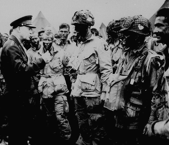 Tướng Eisenhower – tổng chỉ huy chiến dịch - có thể trì hoãn đợt tấn công, nhưng việc chờ đợi hơn một tuần sẽ ảnh hưởng đến nguồn lực, buộc ông phải tái di chuyển lượng lớn binh sĩ và tàu thuyền. Vì vậy Eisenhower quyết định mạo hiểm.