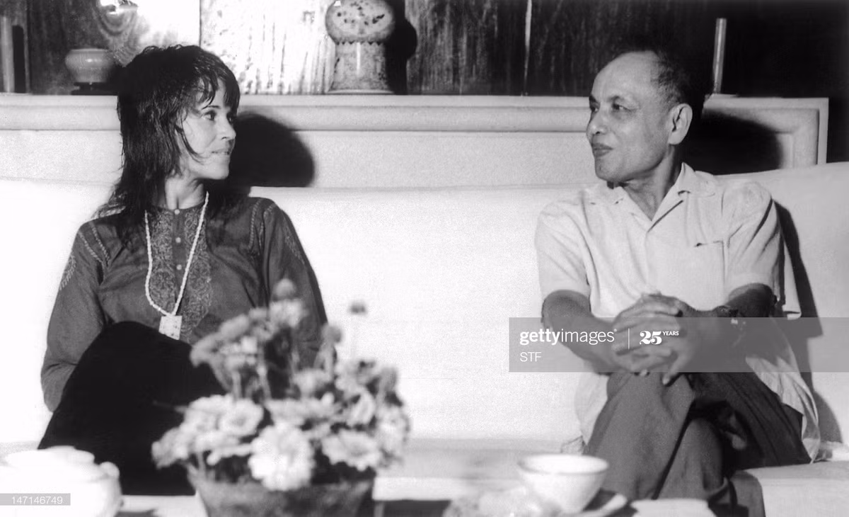 Cuộc trò chuyện của Jane Fonda với đồng chí Nguyễn Duy Trinh, Phó Thủ tướng Việt Nam Dân chủ Cộng hòa, Hà Nội ngày 21/7/1972.