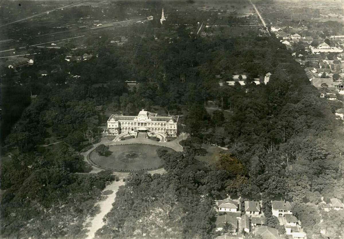 Cái nhìn toàn cảnh từ máy bay.