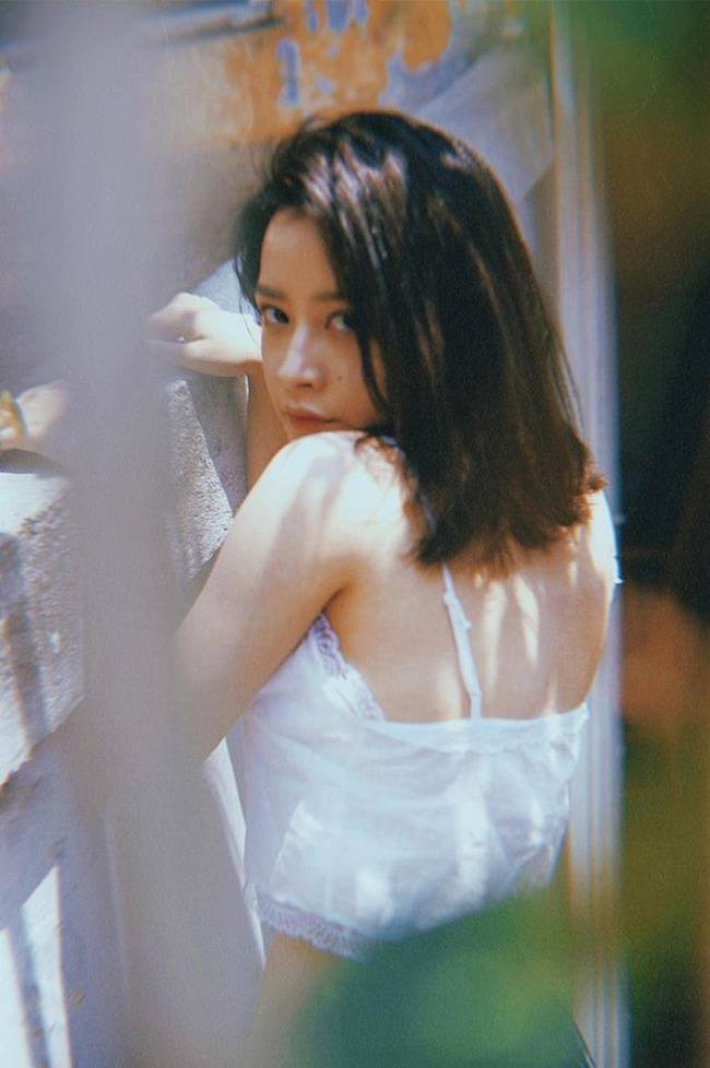 Chi Pu, Bich Phuong nhieu phen gay tranh cai voi style Lolita-Hinh-2