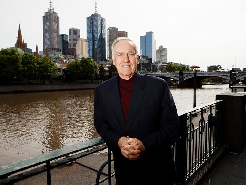 Vào ngày 9/5/1997, ông Pete Peterson được Quốc hội Mỹ phê chuẩn trở thành Đại sứ đầu tiên của Hoa Kỳ ở Việt Nam kể từ sau khi cuộc chiến tranh kết thúc. Đây được coi là một cột mốc lịch sử của tiến trình bình thường hóa quan hệ Việt - Mỹ.