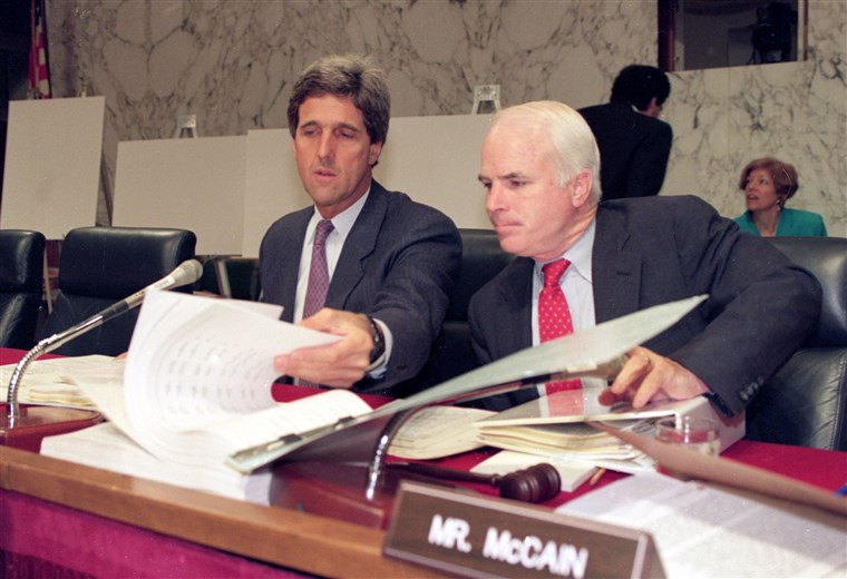 Dưới thởi Tổng thống Bill Clinton - một người có tầm nhìn chiến lược về Việt Nam - dù John Kerry và John McCain là Thượng nghị sĩ của hai đảng đối lập (Dân chủ và Cộng hòa), nhưng cả hai đều ủng hộ mạnh mẽ việc bình thường hóa quan hệ ngoại giao với Việt Nam.