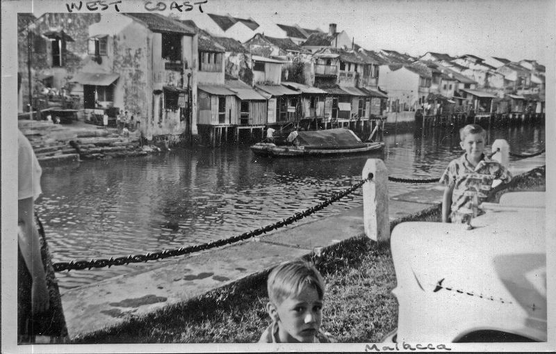 Kênh đào ở phố cổ Malacca.