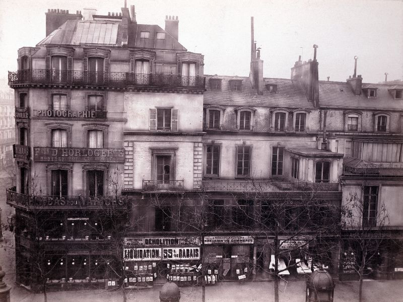 Tiệm ảnh Soulier trên đại lộ Sebastopol, Paris năm 1859.