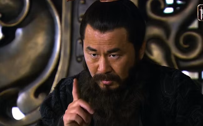 Khong bat tay voi Luu Bi, lieu Ton Quyen thang tran Xich Bich?