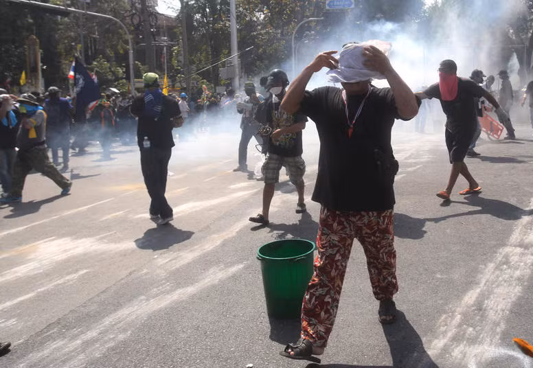 Hôm qua (2/12), những người biểu tình chống chính phủ đã phát động “Ngày Chủ nhật chiến thắng” với mục tiêu chiếm đóng và tiếp quản các văn phòng thủ tướng nhưng thất bại.