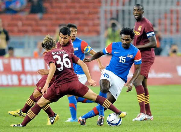 Gary Steven Robbat được các đồng đội ở ĐT Malaysia cho là cầu thủ tiềm năng và có tương lai rất xán lạn. Điểm mạnh của Gary Steven Robbat là khả năng đoạt, thu hồi bóng, hỗ trợ đắc lực cho cả hàng tấn công và phòng ngự.