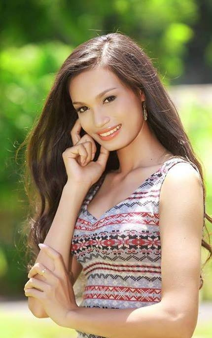 Sau thành công tại Hoa hậu các dân tộc Việt Nam 2011, H’Ăng Niê không bắt đầu sự nghiệp, tiến sâu vào showbiz mà lại quyết định trở về quê hương để tiếp tục con đường học vấn.