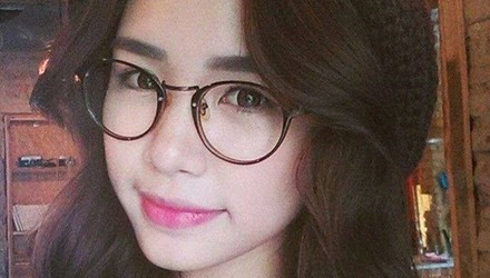 Hồng Anh từng đăng quang cuộc thi Miss ĐH Hòa Bình.