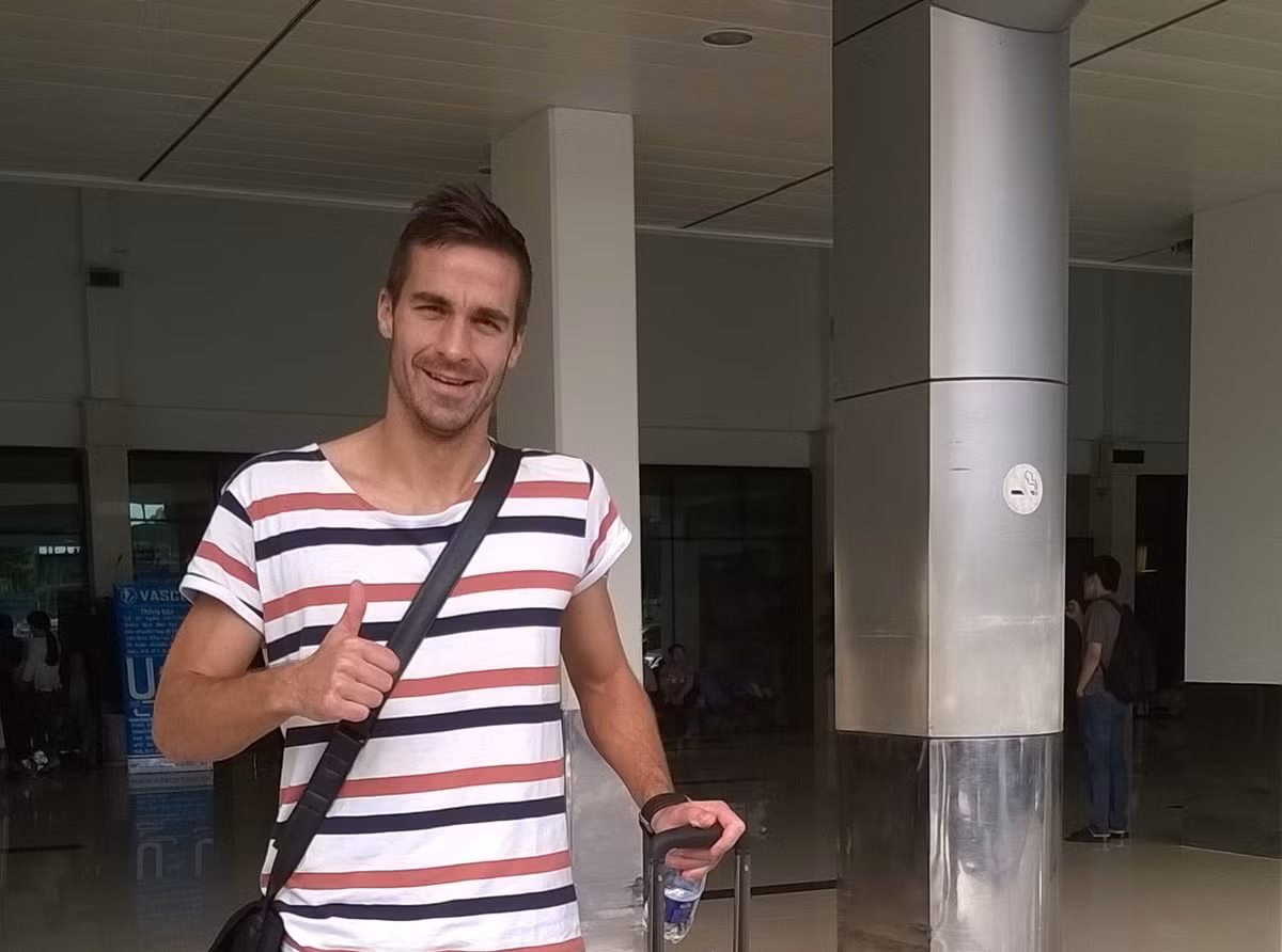 Năm nay đã 31 tuổi, nhưng Mitja có lợi thế chiều cao 1m83, có kinh nghiệm thi đấu cho tuyển quốc gia Slovenia nên khá phù hợp đảm nhận vị trí trung vệ cho HAGL.