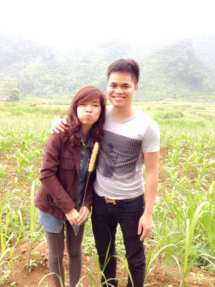 Thảo chia sẻ, sau khi cô cầu hôn, Hữu Tuyền không trả lời ngay nhưng khi cô trở về nhà, anh đã đến đón cô ở bến xe, ôm cô vào lòng và thì thầm "Anh đồng ý!".