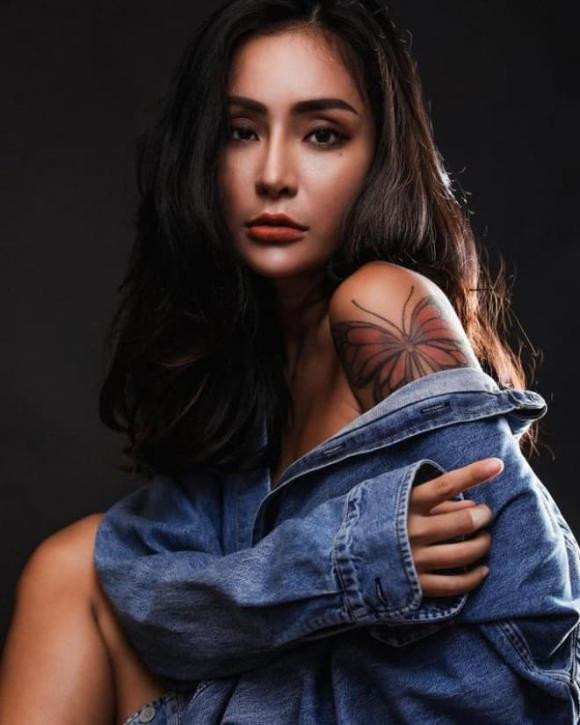 Nu dien vien Cbiz tiet lo qua khu bi bo me 