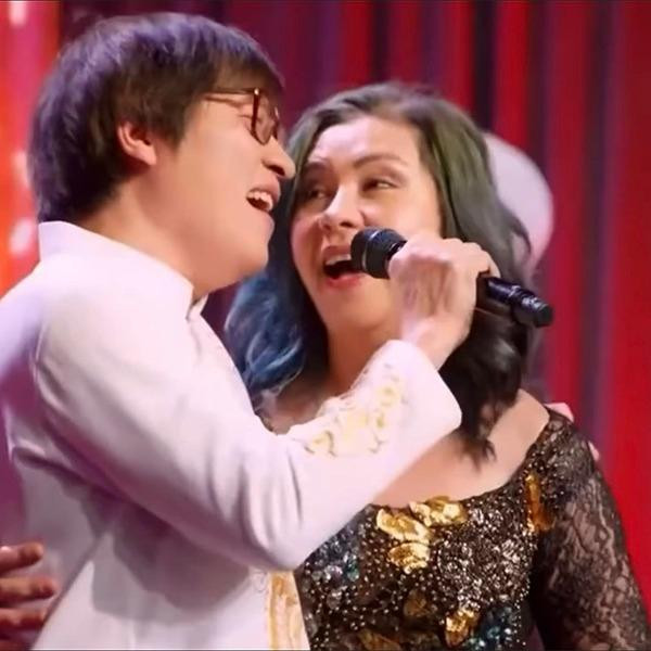 br/>Trên trang cá nhân, Phương Thảo - Ngọc Lễ thường chia sẻ những giây phút hạnh phúc, an yên bên nhau, hoặc các buổi biểu diễn, dạy đàn cho các em nhỏ. Hiện tại, vì hai con gái đã lớn nên họ có nhiều thời gian dành cho nhau hơn và cũng sáng tác đều hơn. 