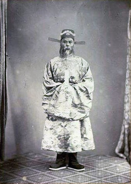 Ngụy Khắc Đản- vị tiến sĩ nước Việt đầu tiên đi sứ phương Tây - Hình 2 Nguy Khac Dan- vi tien si nuoc Viet dau tien di su phuong Tay-Hinh-2