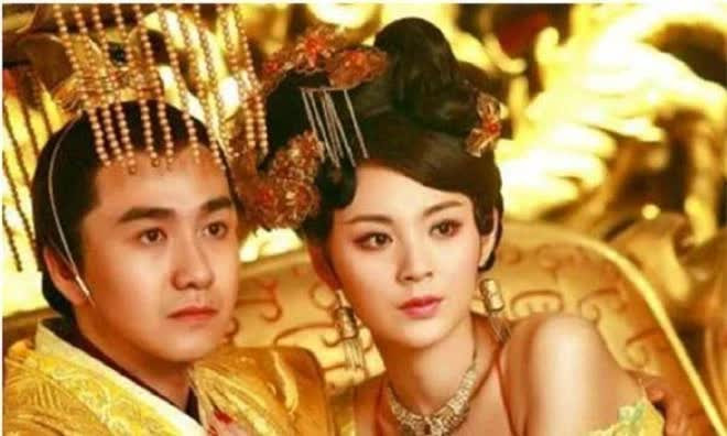 Han Linh De- ong vua ham me sac duc bac nhat Trung Hoa