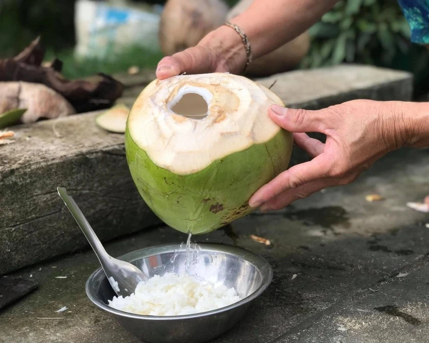 8 thoi diem tuyet doi khong uong nuoc dua-Hinh-3