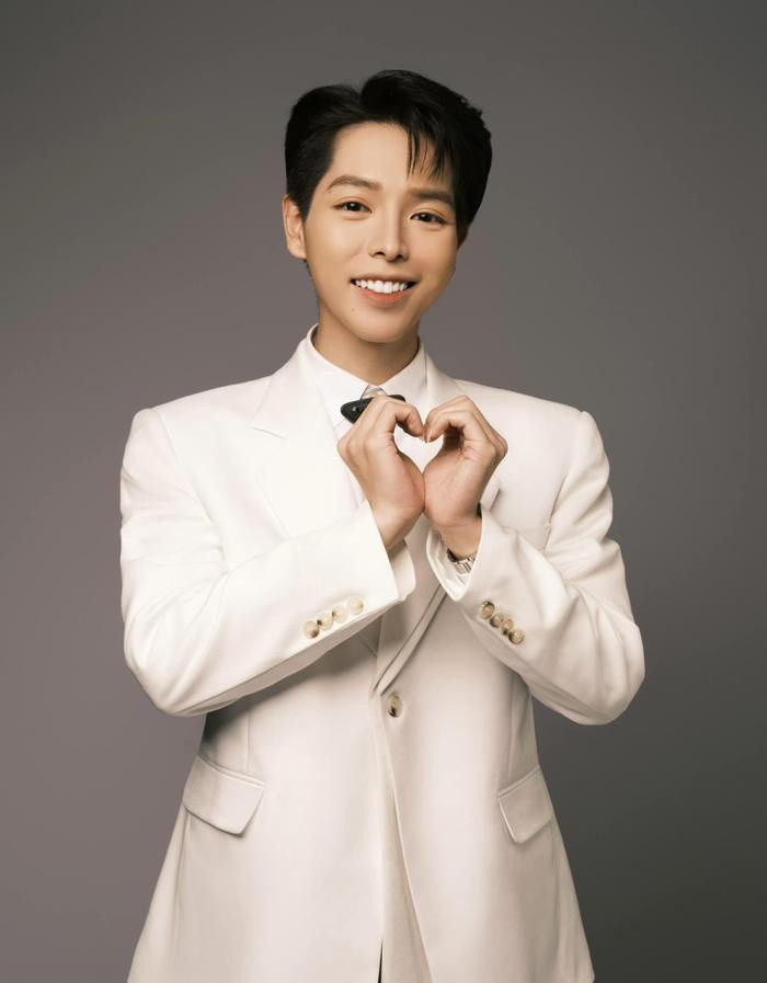 Xon xao cat-xe hat dam cuoi cua Duc Phuc: 3 bai gia nua ty?-Hinh-2