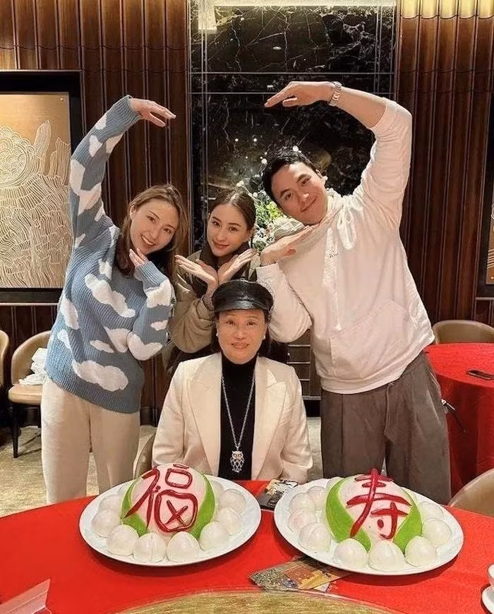 Cuoc song day ap luc cua Dau Kieu khi tro thanh con re ty phu-Hinh-4