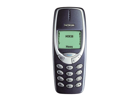Năm 1999, Nokia cho ra mắt điện thoại 3210, một trong những chiếc điện thoại phổ biến và thành công nhất trong lịch sử với 160 triệu chiếc được bán. Chiếc điện thoại tiếp theo của dòng này 3310 là một biểu tượng mới của điện thoại di động.