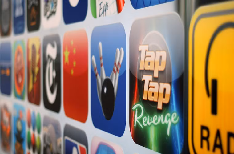 Gartner: Có khoảng 102 triệu lượt tải về từ kho ứng dụng di động năm 2013. Công ty nghiên cứu thị trường Gartner cho biết năm 2013 có khoảng 102 triệu lượt tải về từ kho ứng dụng di động, tăng 59,38% so với cùng kỳ năm trước. Số lượng ứng dụng được tải về tăng chủ yếu nhờ các ứng dụng trên Apple App Store, Goolge Play Store và Windows Phone Store.